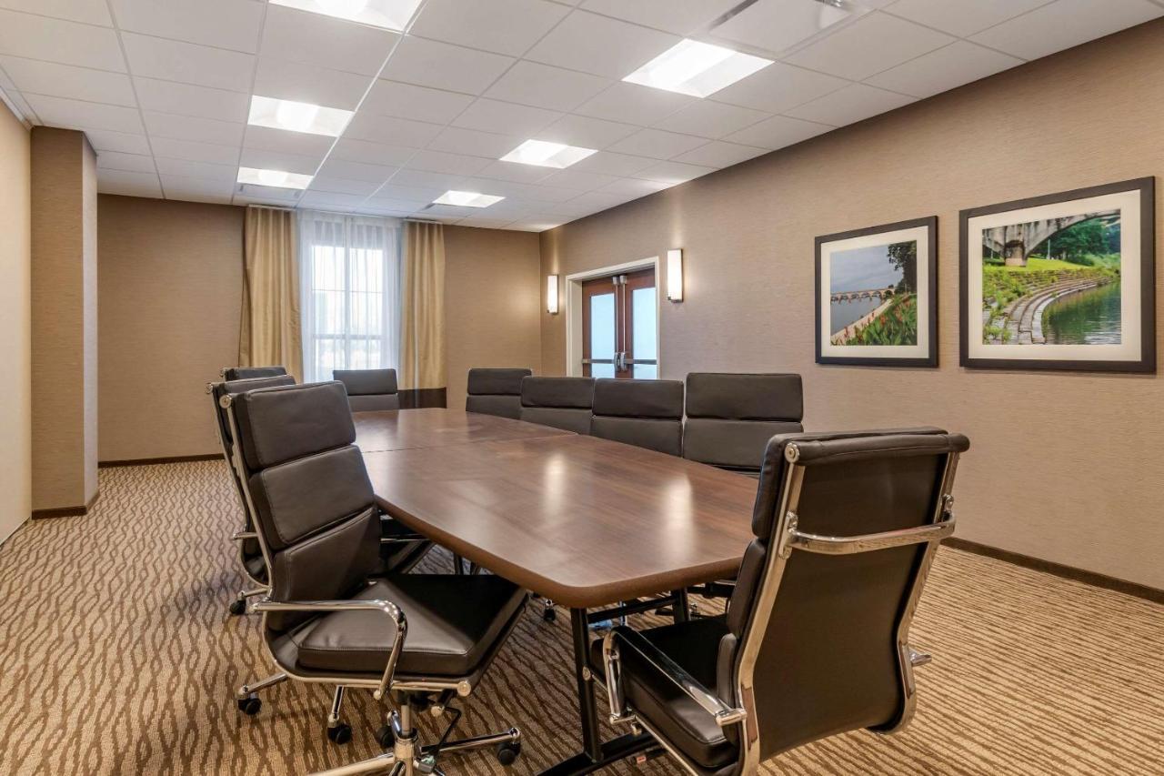 Comfort Suites Camp Hill-Harrisburg West エクステリア 写真