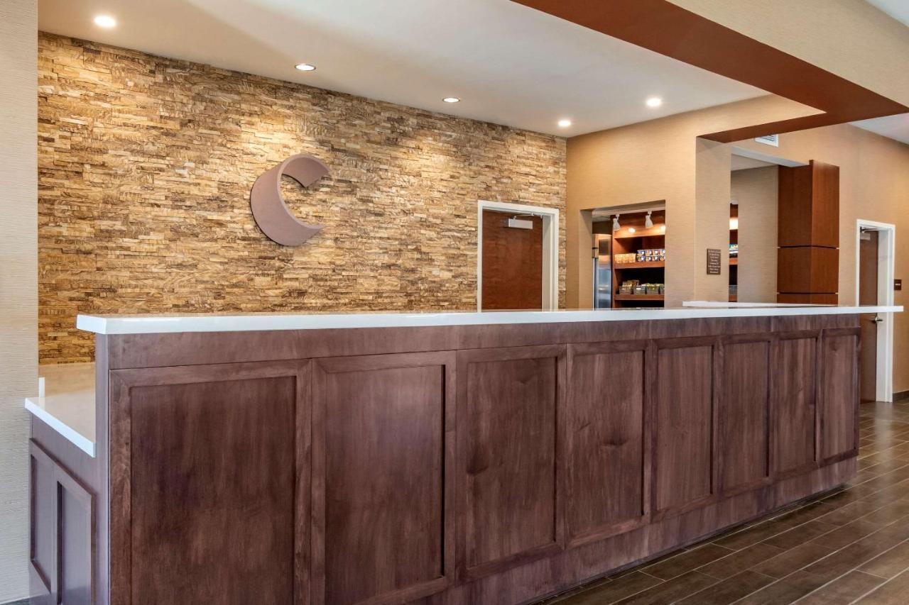 Comfort Suites Camp Hill-Harrisburg West エクステリア 写真